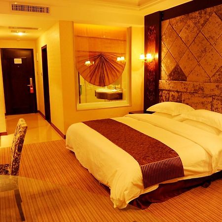 Xiamen Wanjia Oriental Hotel Екстер'єр фото
